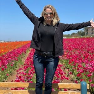 Meet your Posher, Jennifer